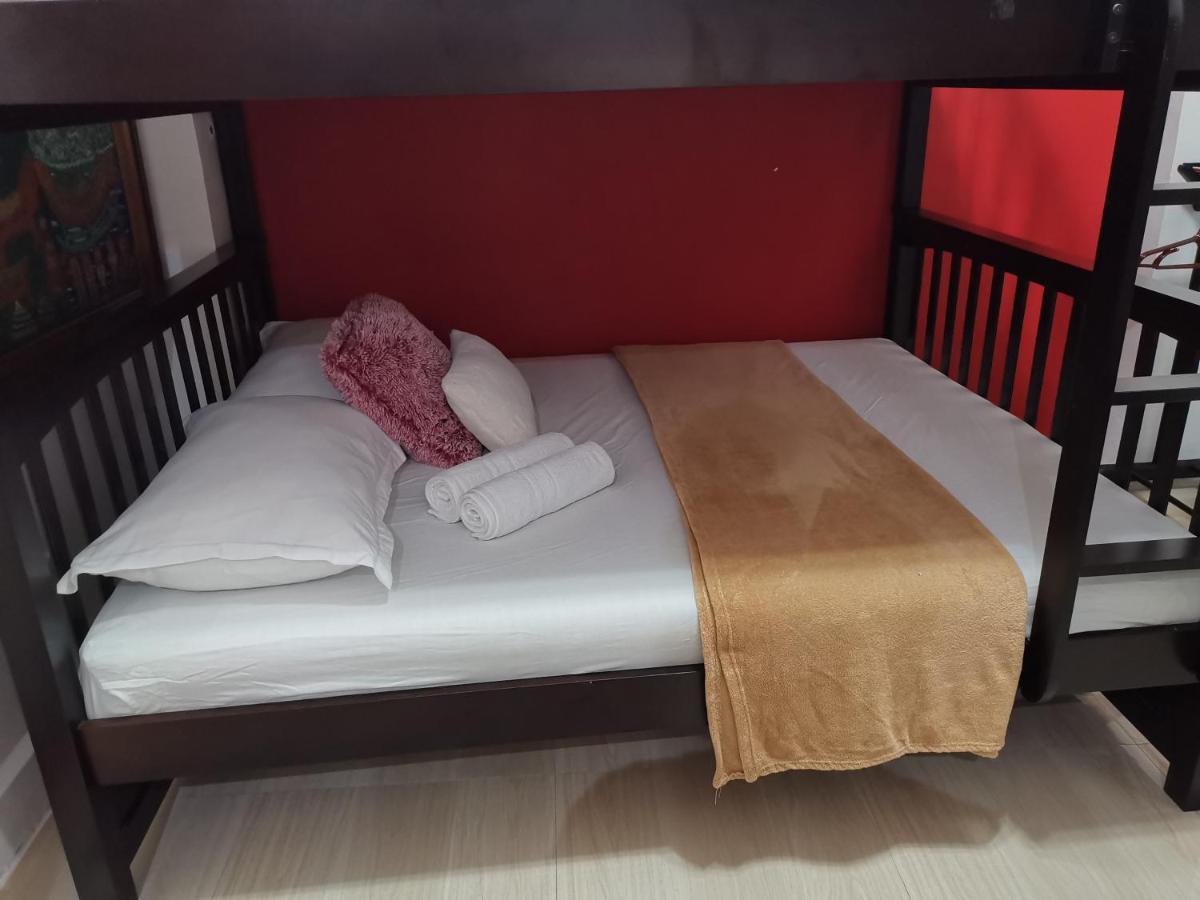 טגאיטאי Country Bug Inn מראה חיצוני תמונה